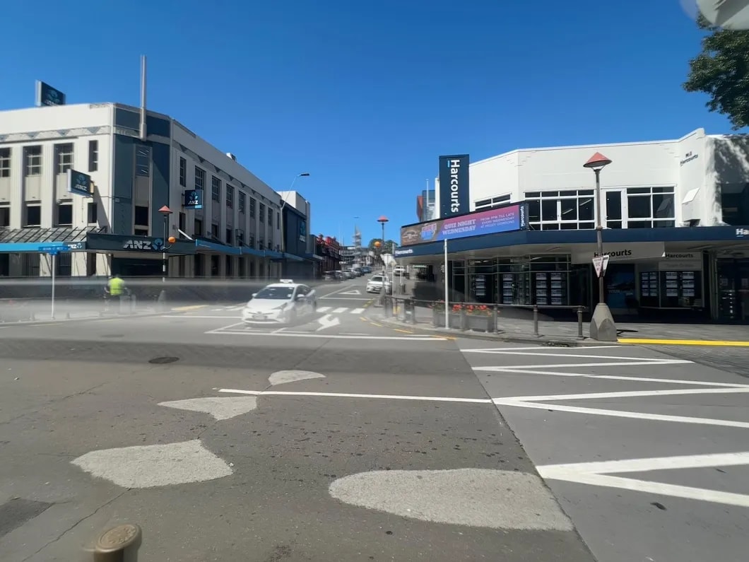 Harcourts New Plymouth - Intersection